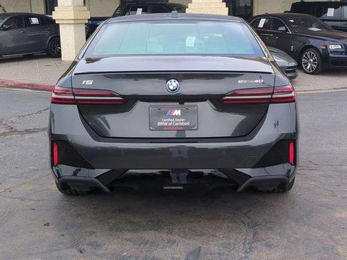 2024 BMW i5 eDrive40