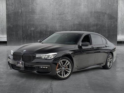 2018 BMW 740e xDrive iPerformance