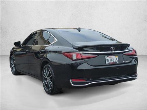 2023 Lexus ES 300h 