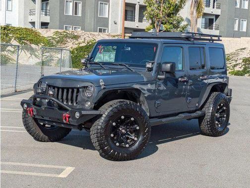 2016 Jeep Wrangler Unlimited Sahara