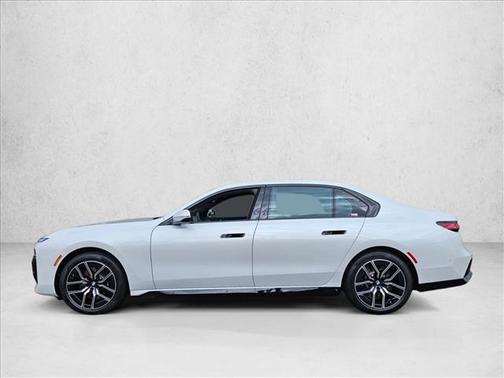 2025 BMW 760 760i xDrive
