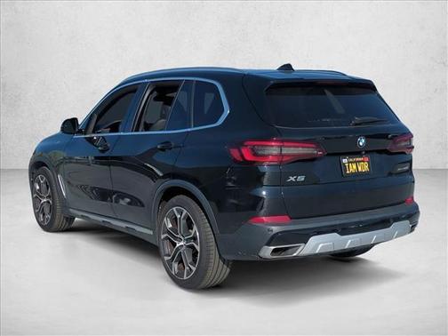 2023 BMW X5 M50i