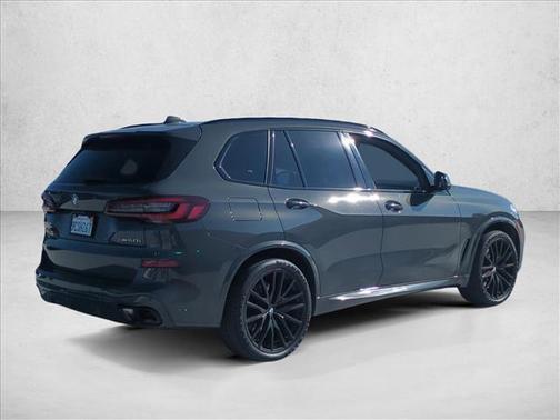 2023 BMW X5 M50i