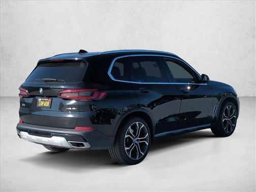 2023 BMW X5 M50i