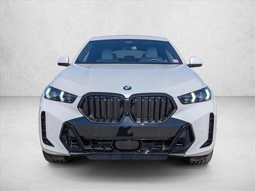 Mineral White Metallic 2026 BMW X6 xDrive40i