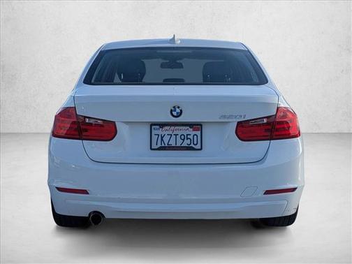 Mineral White Metallic 2015 BMW 320 i
