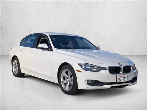 Mineral White Metallic 2015 BMW 320 i