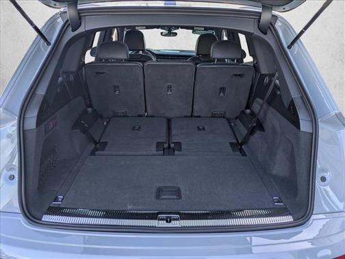 2025 Audi Q7 55 Prestige