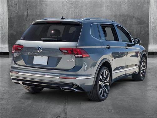 2018 Volkswagen Tiguan 2.0T SEL Premium