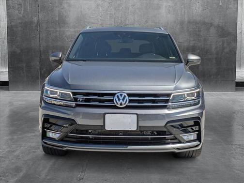 2018 Volkswagen Tiguan 2.0T SEL Premium