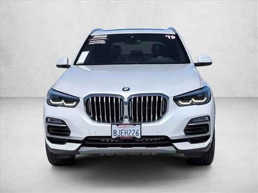 Mineral White Metallic 2019 BMW X5 xDrive40i