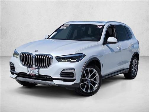 Mineral White Metallic 2019 BMW X5 xDrive40i