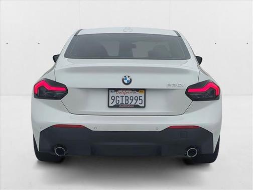 2023 BMW 230 i
