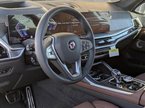 2025 BMW ALPINA XB7 Base