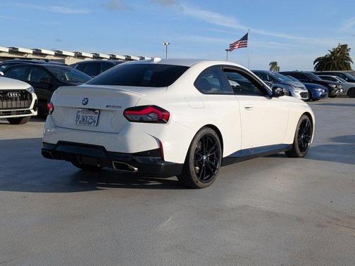Alpine White 2024 BMW M240 i