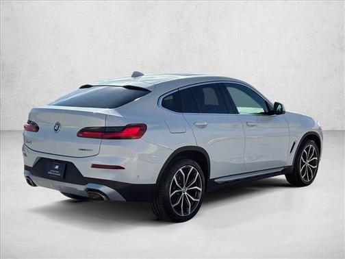 2023 BMW X4 xDrive30i