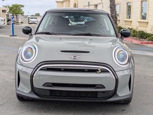 2023 MINI SE Hardtop Cooper