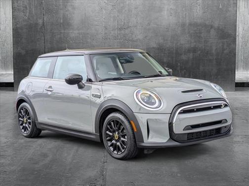 2023 MINI SE Hardtop Cooper