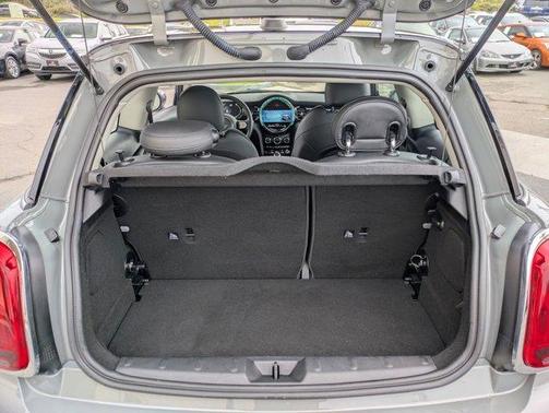 2023 MINI SE Hardtop Cooper
