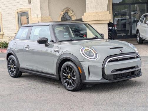 2023 MINI SE Hardtop Cooper