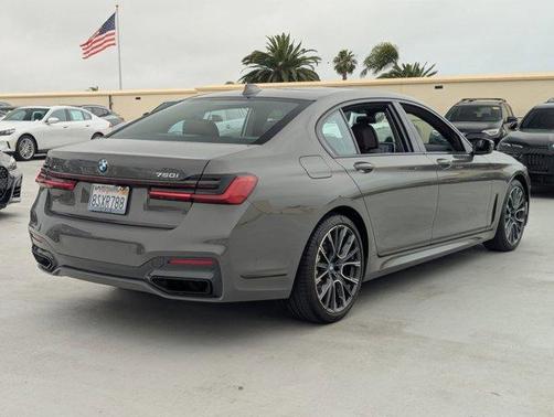 2021 BMW 750 i xDrive