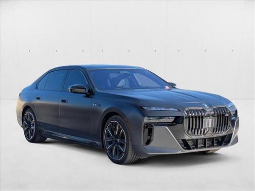 2024 BMW i7 M70