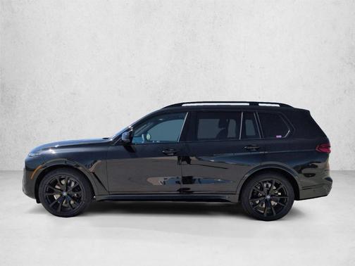 Black Sapphire Metallic 2026 BMW X7 xDrive40i
