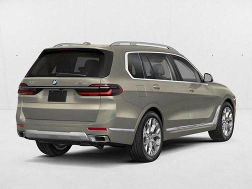 Manhattan Green Metallic 2026 BMW X7 xDrive40i