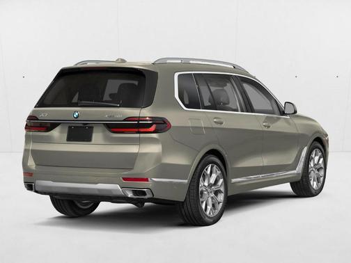 Manhattan Green Metallic 2026 BMW X7 xDrive40i