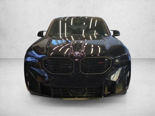 Black Sapphire Metallic 2026 BMW XM LABEL