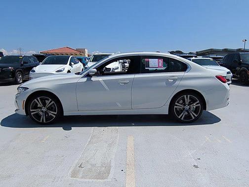2024 BMW 330 i