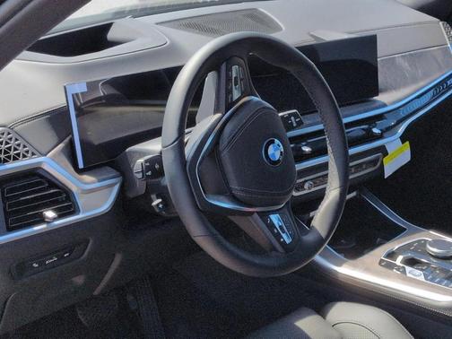 Black Sapphire Metallic 2026 BMW X5 PHEV xDrive50e