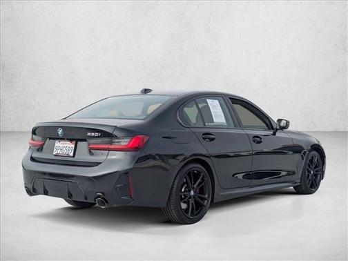 2024 BMW 330 i