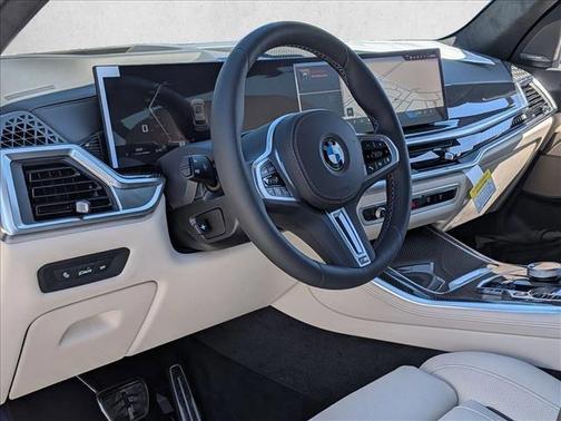 Mineral White Metallic 2026 BMW X5 M60i