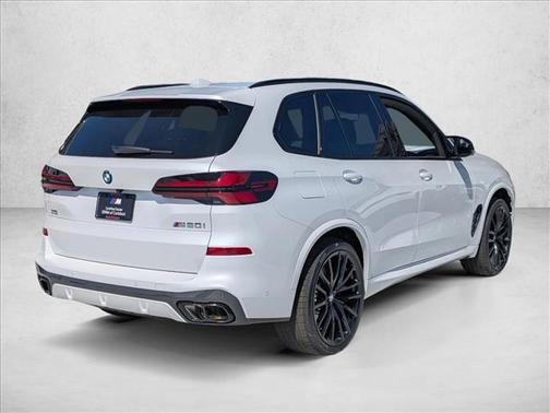 Mineral White Metallic 2026 BMW X5 M60i