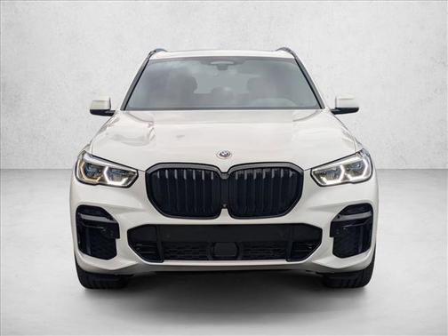 2023 BMW X5 M50i