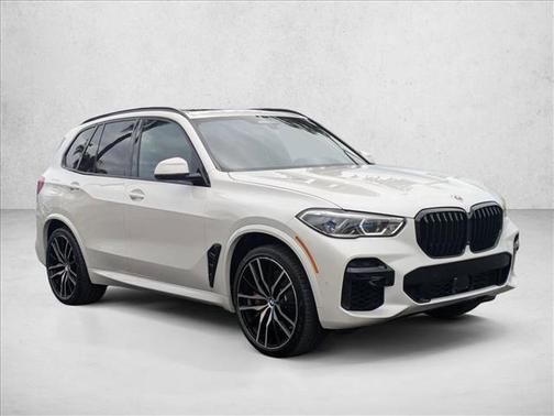 2023 BMW X5 M50i