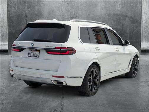 2023 BMW X7 xDrive40i