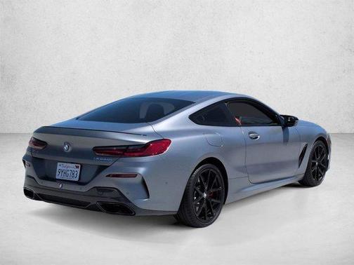Pure 2025 BMW M850 i xDrive