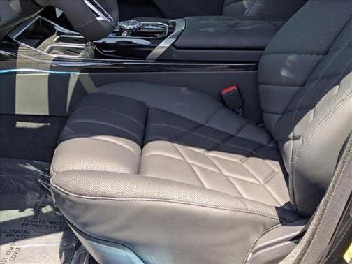 2025 BMW i7 xDrive60
