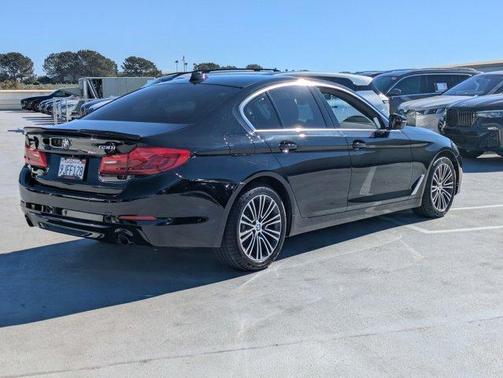 2019 BMW 530 i xDrive