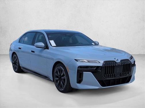 Gray Metallic 2026 BMW i7 EDrive50