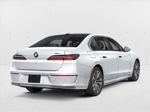 Mineral White Metallic 2026 BMW i7 EDrive50
