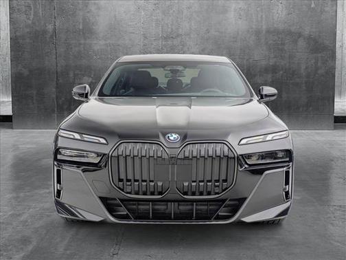 2025 BMW i7 xDrive60
