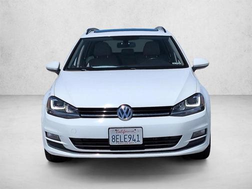Pure White 2015 Volkswagen Golf SportWagen TDI SE 4-Door