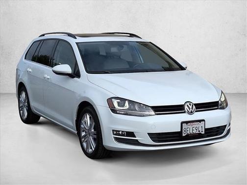 Pure White 2015 Volkswagen Golf SportWagen TDI SE 4-Door
