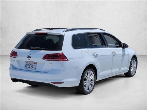 Pure White 2015 Volkswagen Golf SportWagen TDI SE 4-Door