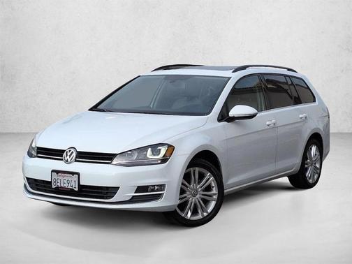 Pure White 2015 Volkswagen Golf SportWagen TDI SE 4-Door