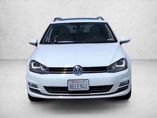Pure White 2015 Volkswagen Golf SportWagen TDI SE 4-Door