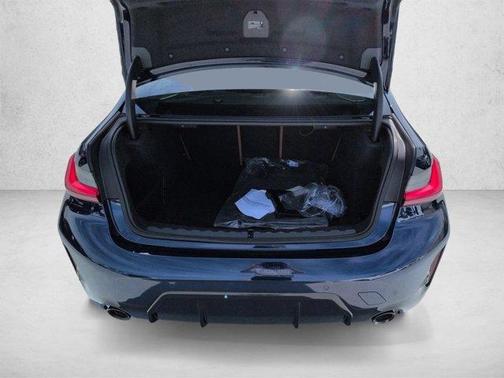 Tanzanite Blue II Metallic 2025 BMW 330 i